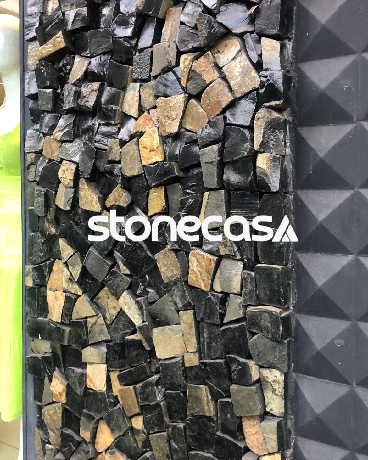 pedra portuguesa casca dourada revestimento arquitetônico | Stone Casa pedra portuguesa casca dourada stone casa fachada muro revestimento natural